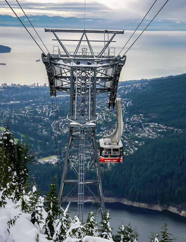Travel from fall to winter on the Grouse Mountain Skyride 