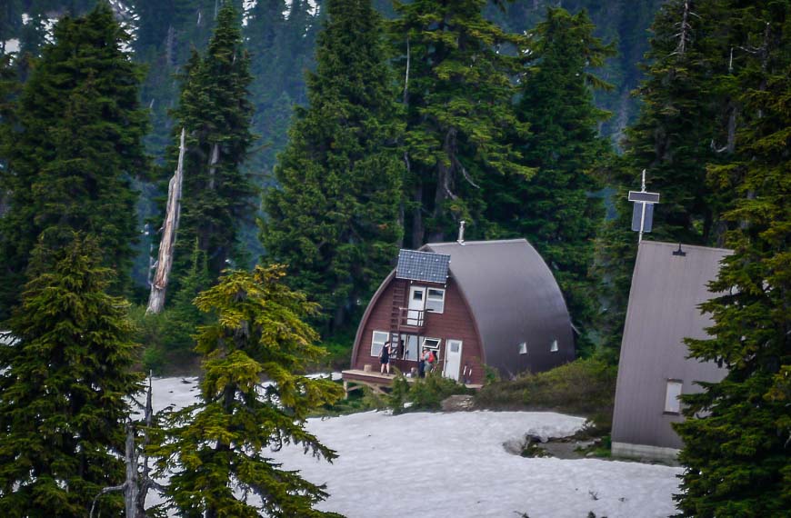 Elfin Lakes Lodge