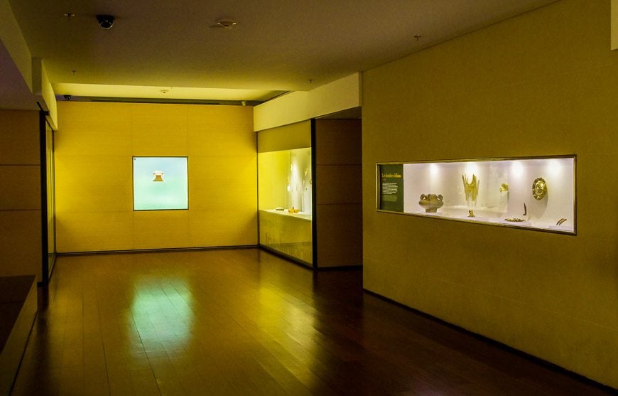 The Museo del Oro boasts beautifully lit displays