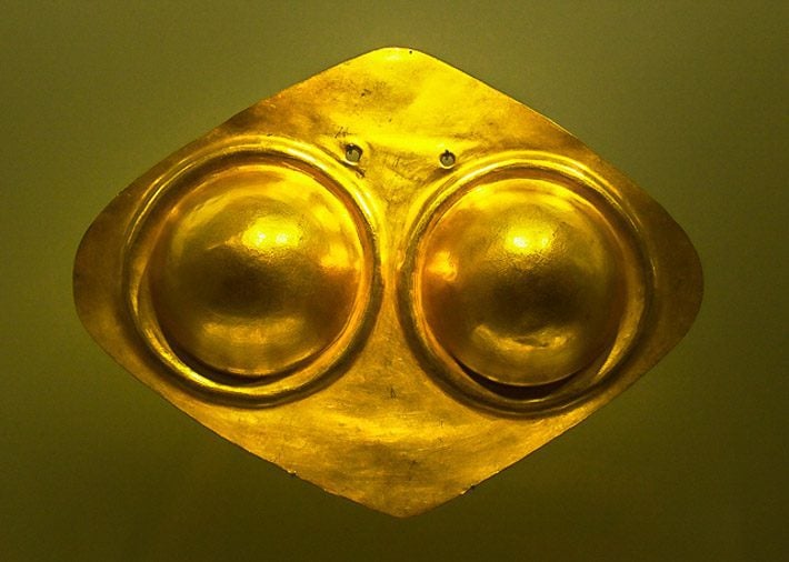 Gold breast plates in the Museo del Oro