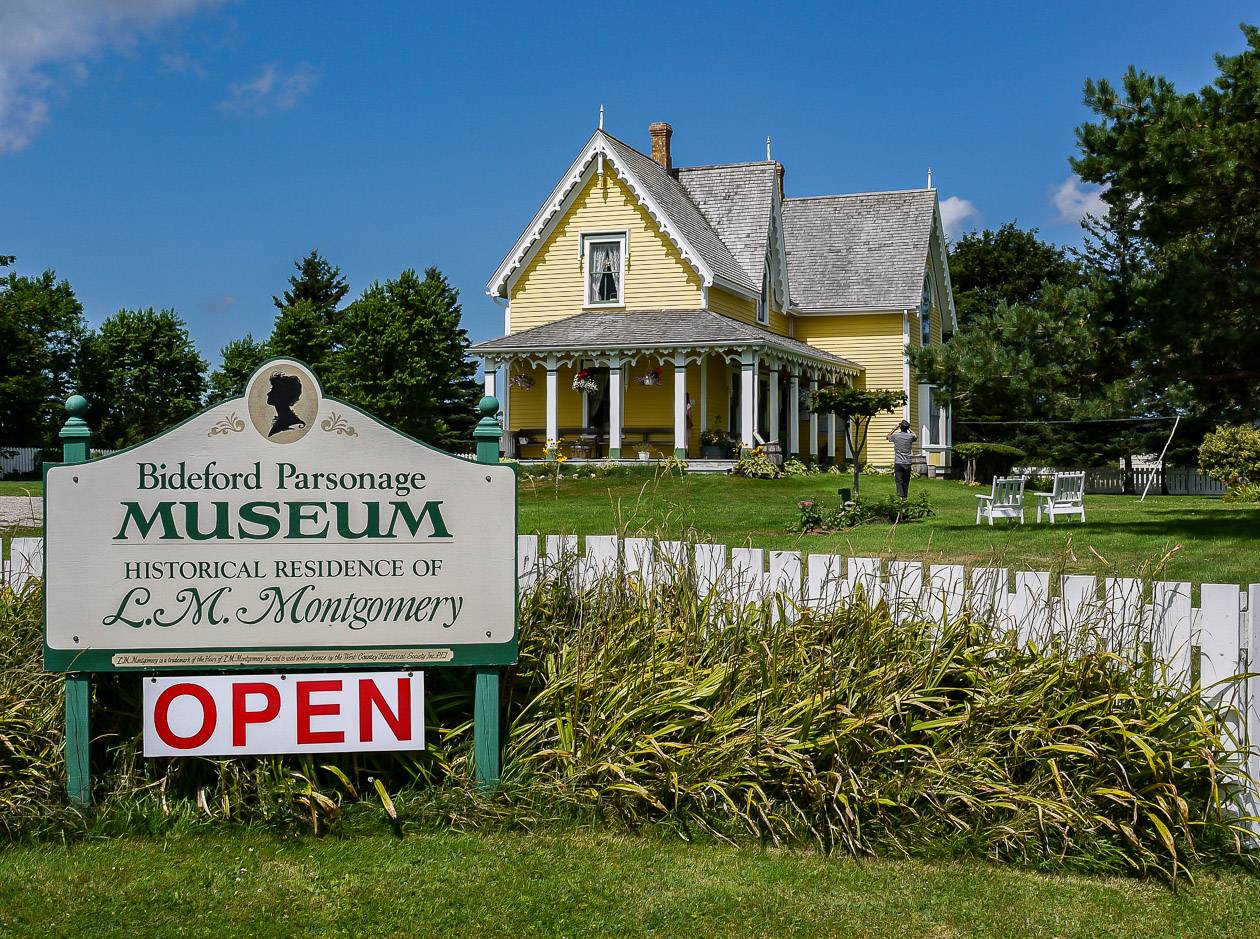 On the bike ride to Summerside detour to the Bideford Parsonage Museum