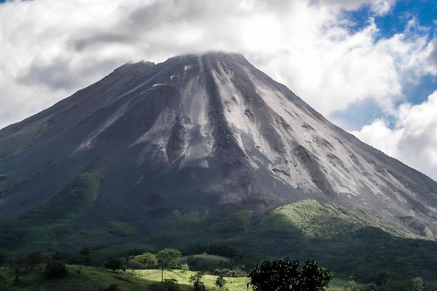 Interesting facts about Costa Rica - home to 6 active volcanoes