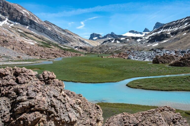 Backpacking to Cataract Pass