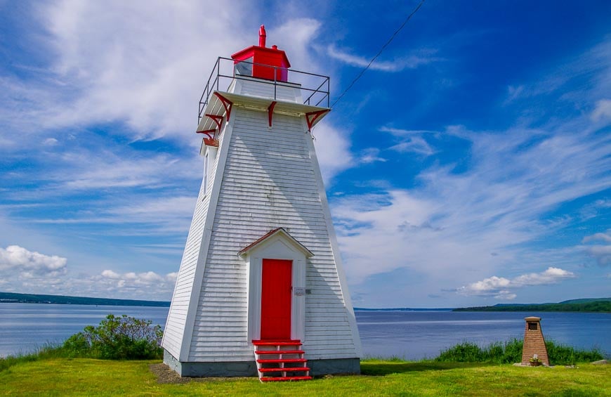 Lighthouse on the way to Victoria Beach