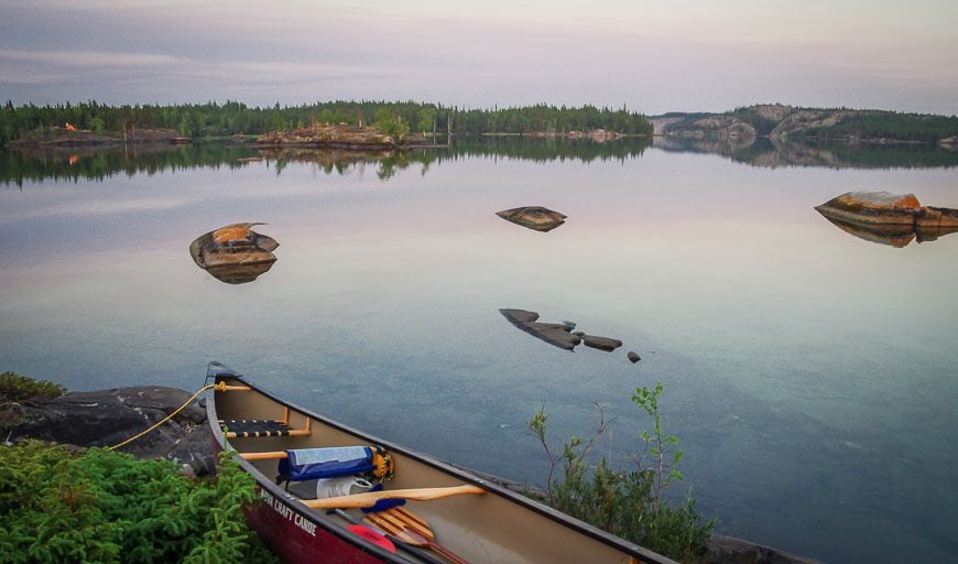 The calm of an early morning on Hidden Lake