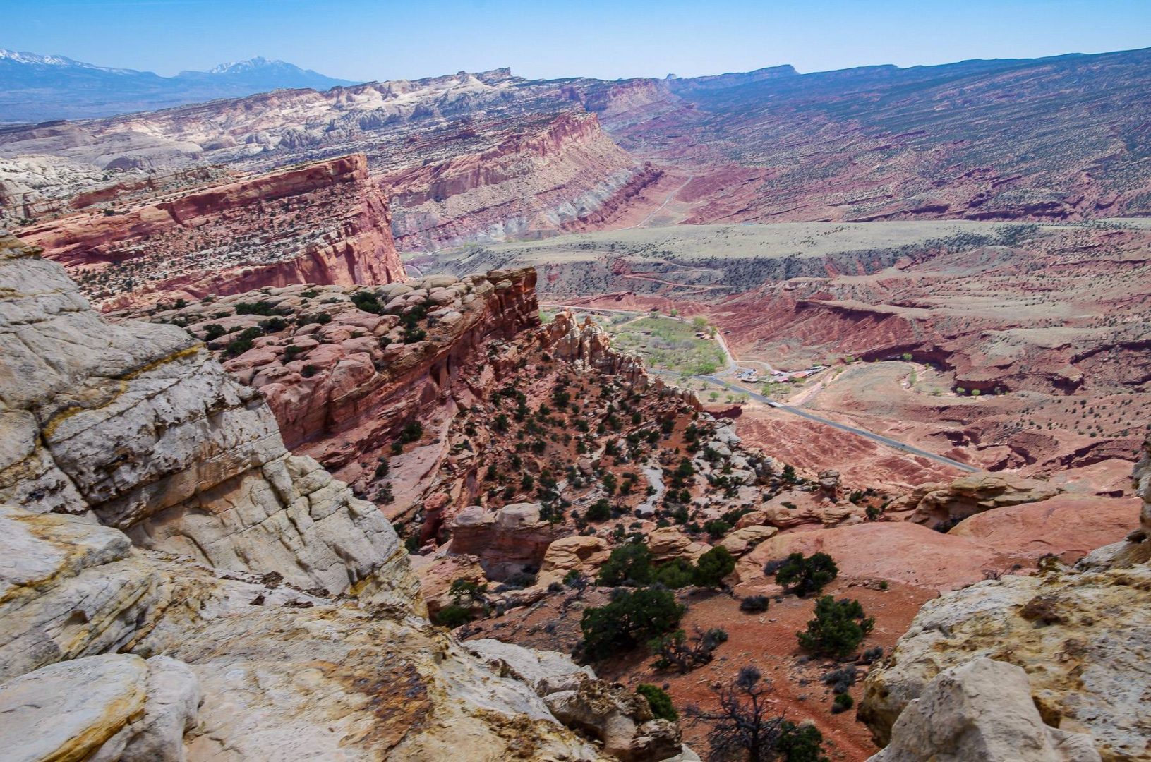 Extraordinary scenery on the Navajo Knobs Trail