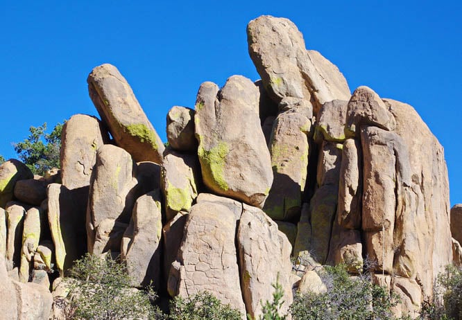 Hiking in Cochise Stronghold in the Dragoon Mountains 