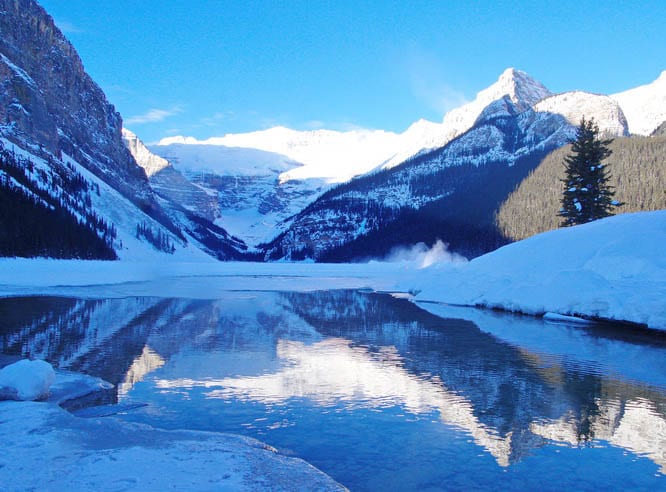 Reflection in Lake Louise in the morning