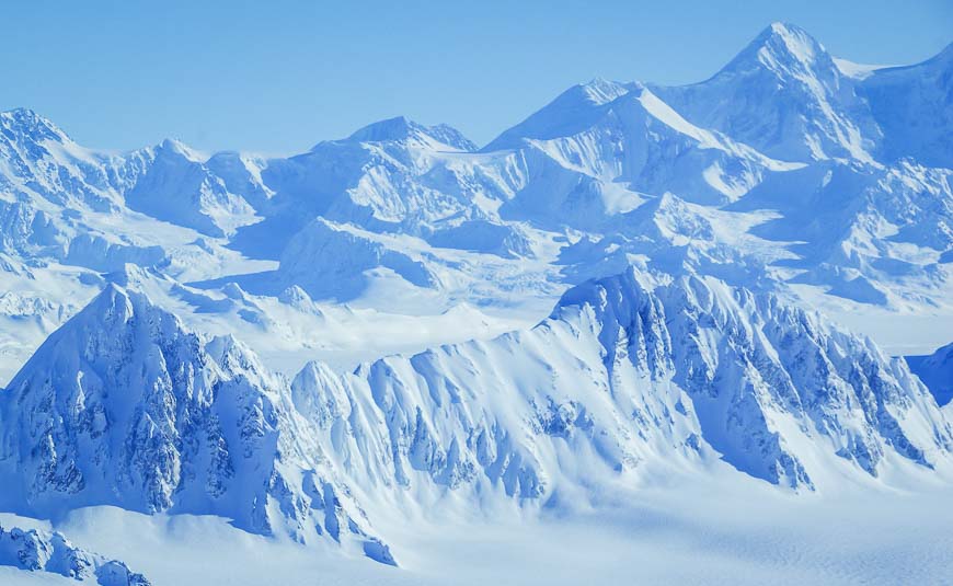 Fly by Mount Logan - Canada's highest peak