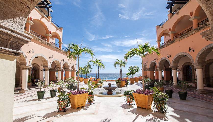 The Cabo Sheraton is on a gorgeous stretch of beach 