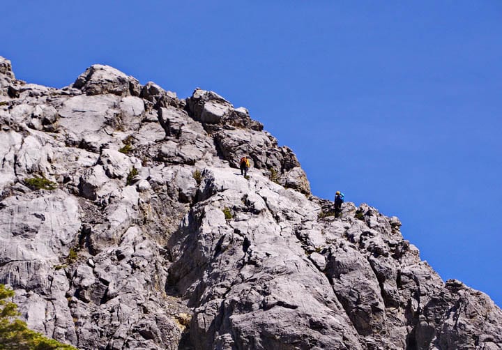 More than 130 climbing routes on Mt Yamnuska of varying lengths and grades