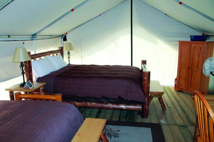  Writing-on-Stone Provincial Park glamping tents