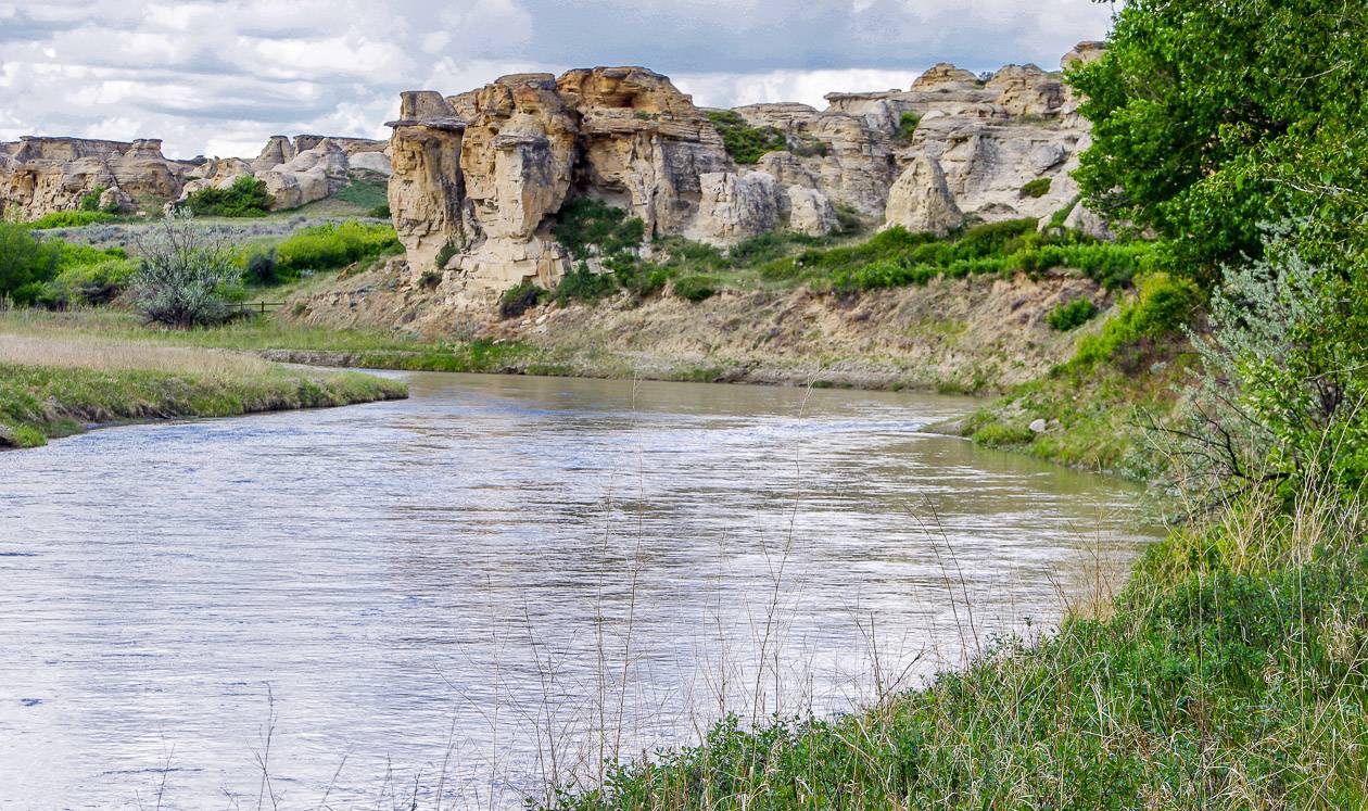 You're never far from the Milk River when you're clamping in Writing-on-Stone Provincial Park