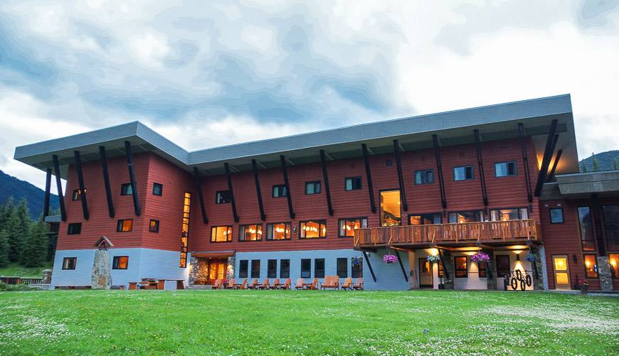 CMH Bugaboos Lodge