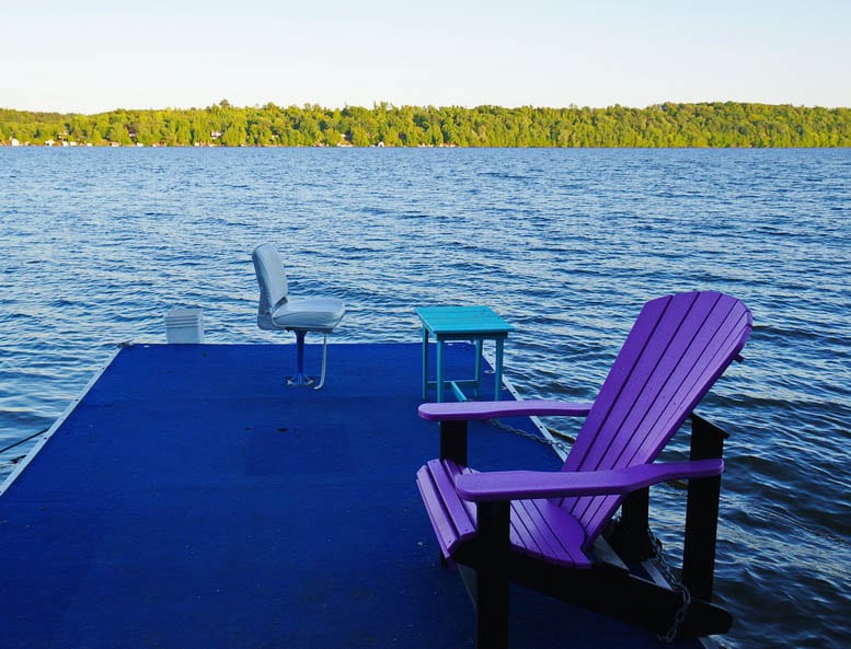 Mix and match chairs on all the docks