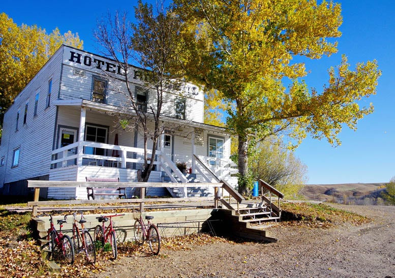 A Weekend Getaway to Rosebud, Alberta