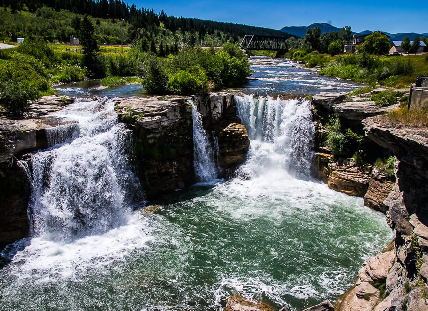 Beautiful Lundbreck Falls