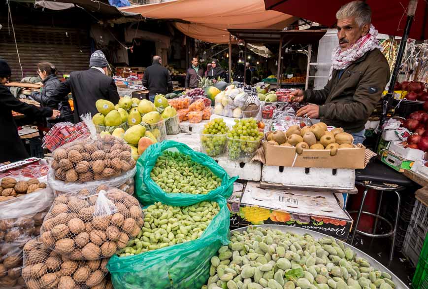 The colourful market in Amman
