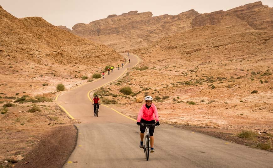 The final descent of the day on the way to Aqaba