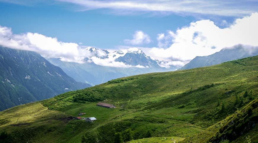 Views to the Alp Bovine dortoir and beyond