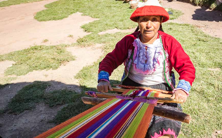 This woman makes weaving look easy