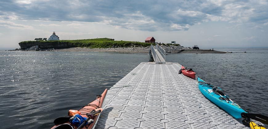 Kayaks on the dock at Ile aux Perroquets