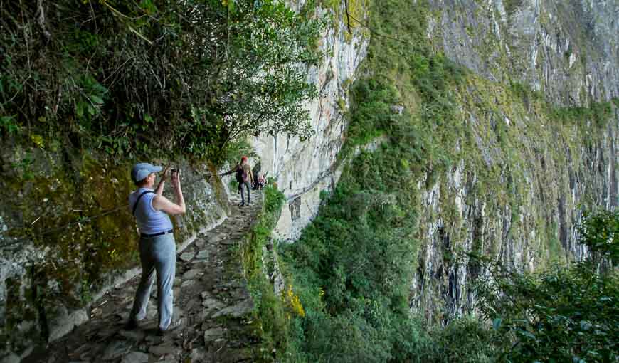 Photographing the wonder of the Inka Bridge