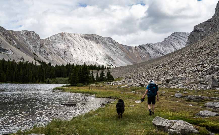 Hiking towards the second Pickle Jar Lake