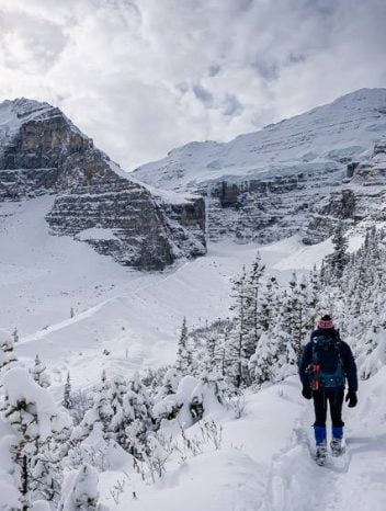 A winter hike to the Plain of Six Glaciers