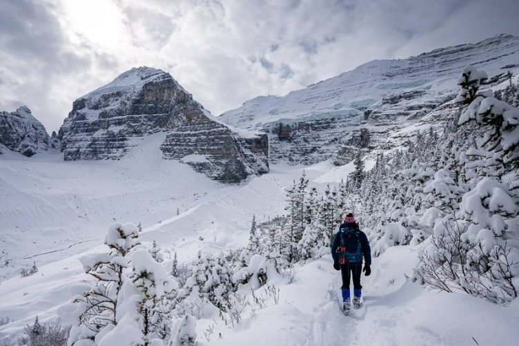 A winter hike to the Plain of Six Glaciers