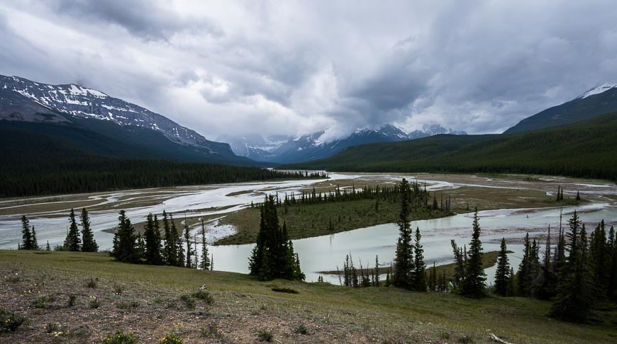 The Howse River overlook at 2.3 kilometres