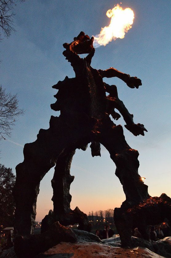 The iconic statue of Smok the Dragon - Photo credit: Jason M Ramos on Flickr Creative Commons