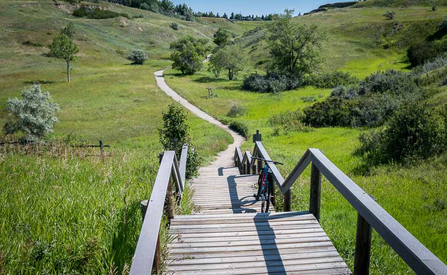 Exploring at leisure the trails by ebike 