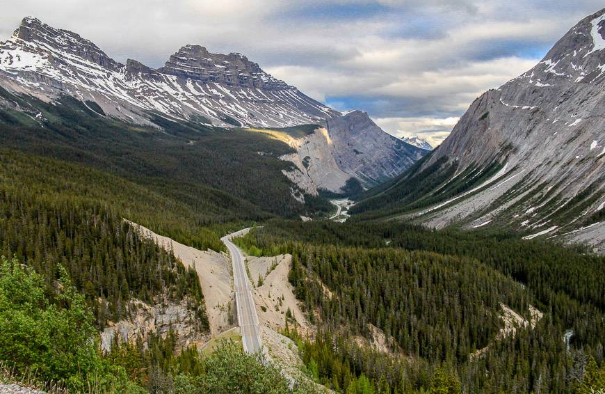 View south down the Icefields Parkway