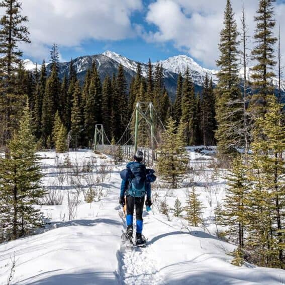 Snowshoeing to Dog Lake