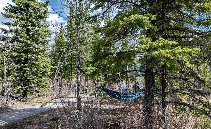 Why not set up a hammock and a camp stove to fully enjoy a picnic