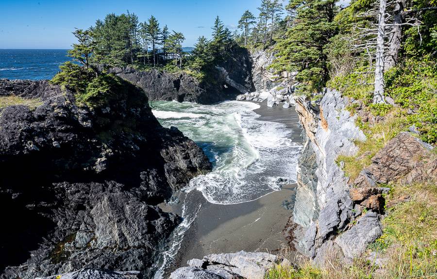 Pocket beach view from the viewpoint before Maquinna Point