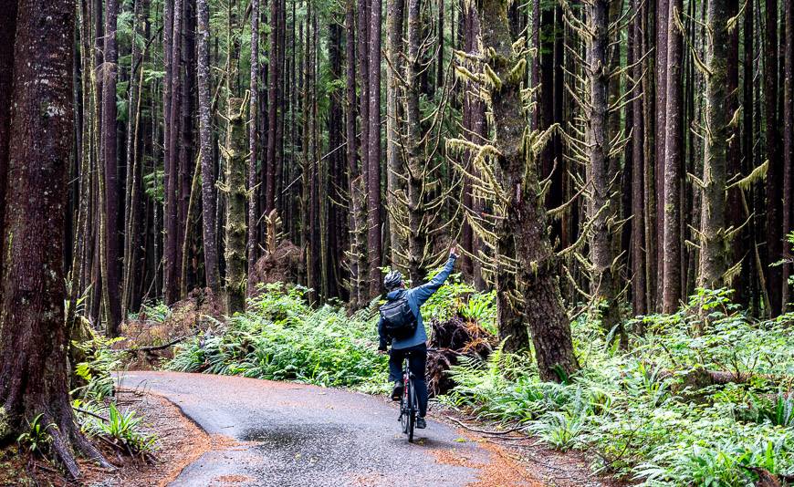 Beautiful biking from Tofino to Ucluelet