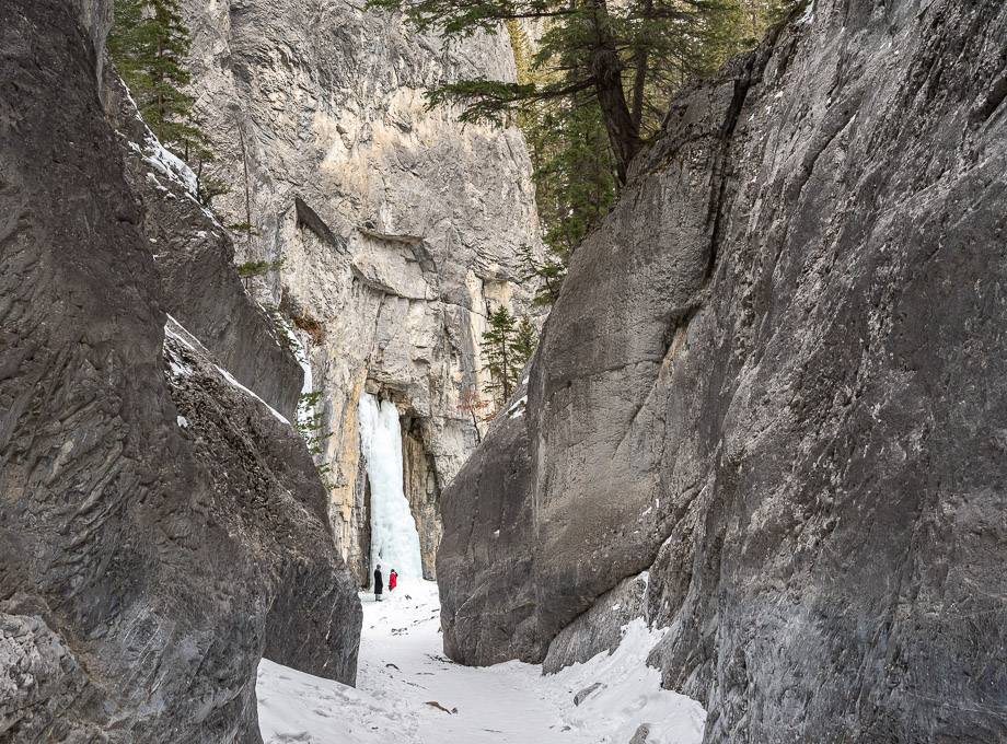 Looking through the side canyon to the icefall