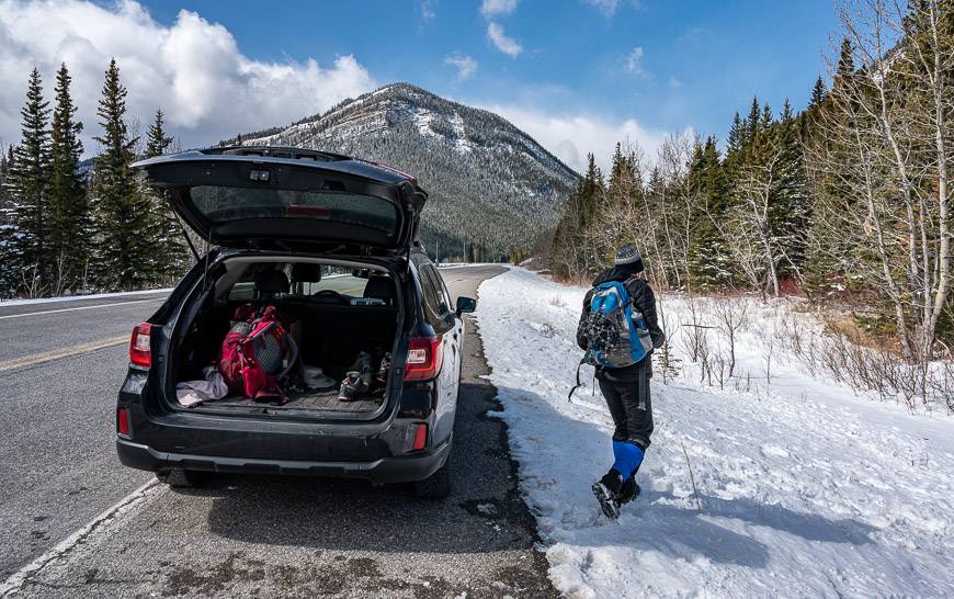 The Sentinel Recreation Area is closed in April so we parked at the side of Highway 541 at the trailhead