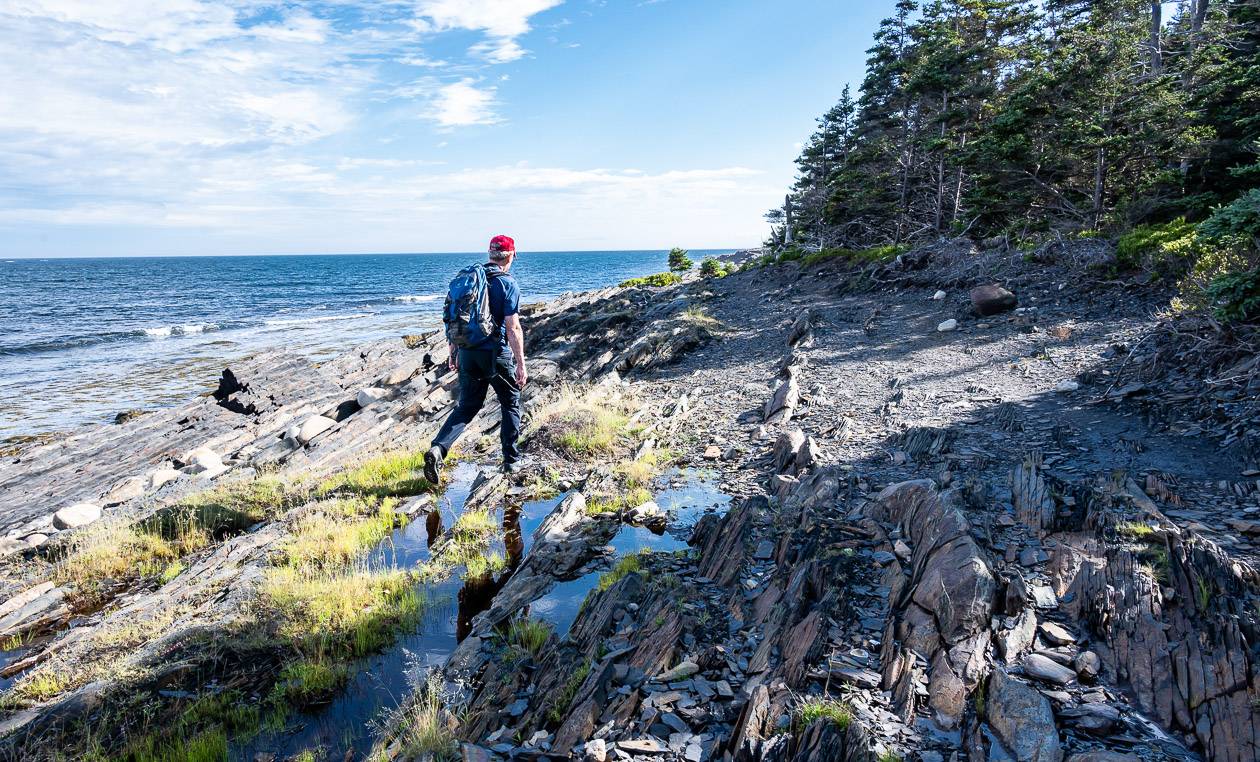 Beautiful hiking beside the Atlantic Ocean