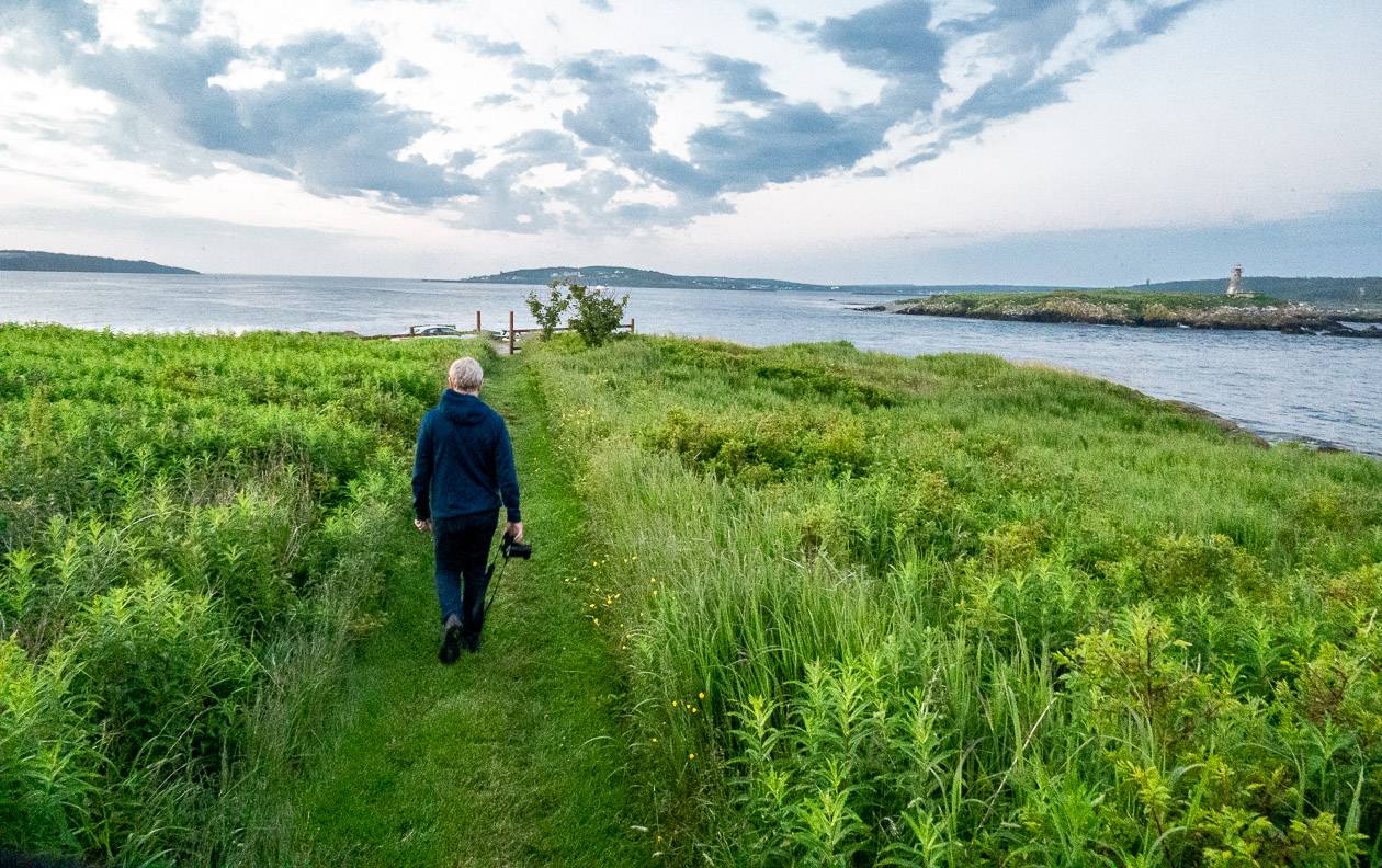 There's a trail up to the monument overlooking Peter's Island