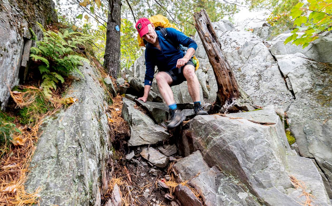 Some rugged descents on the way to Shigaug Lake