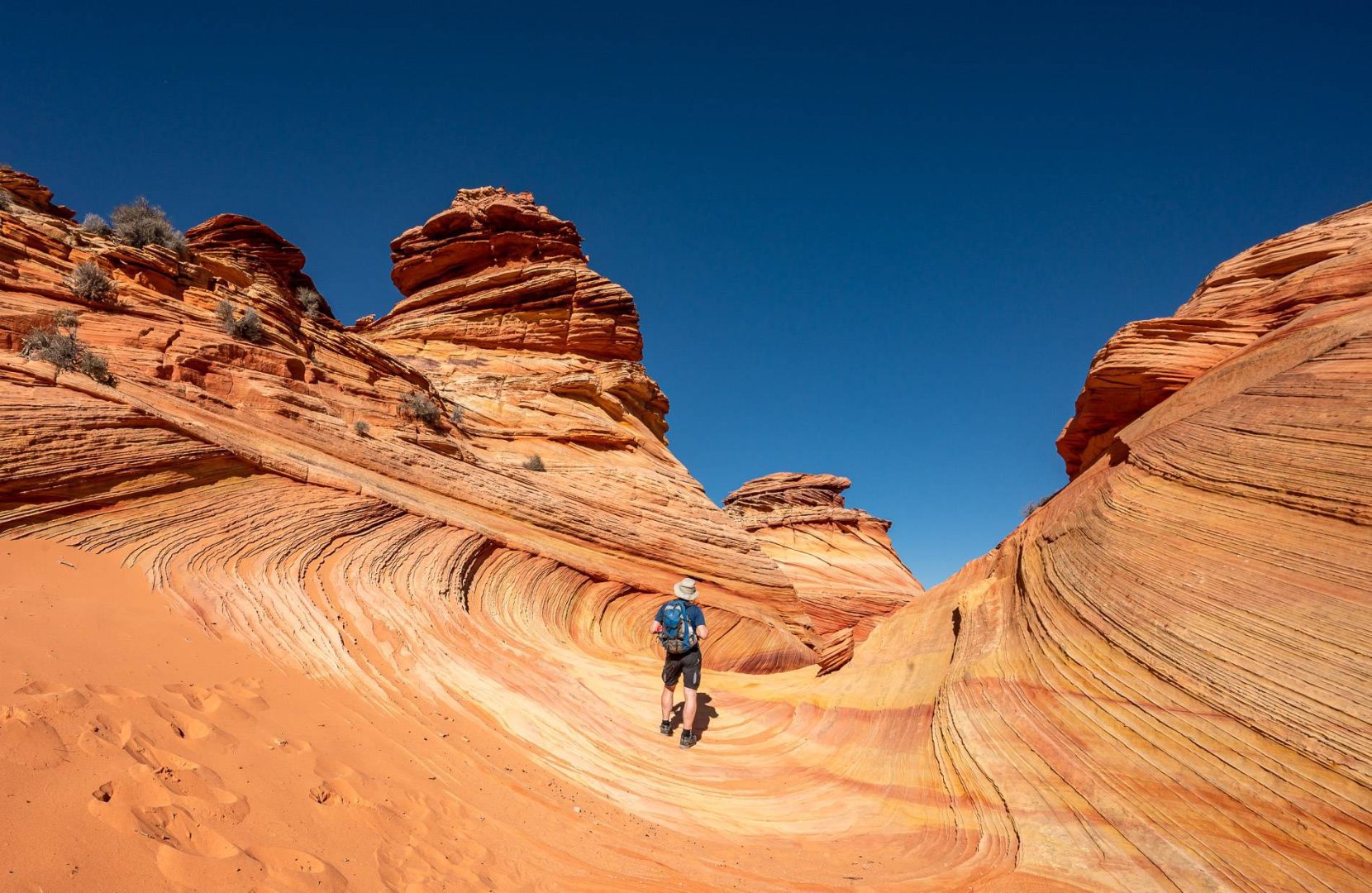 Wave like scenery at Coyote Buttes South