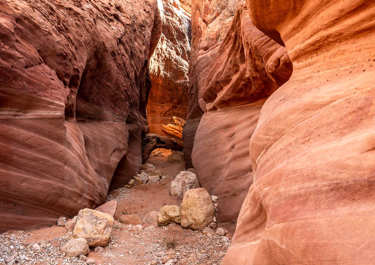 Entering the Wire Pass slot canyon