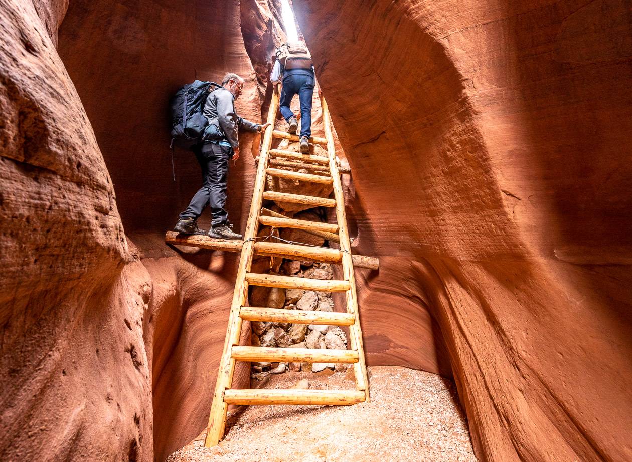 Shortly after entering the Wire Pass canyon you descend a 10-foot ladder