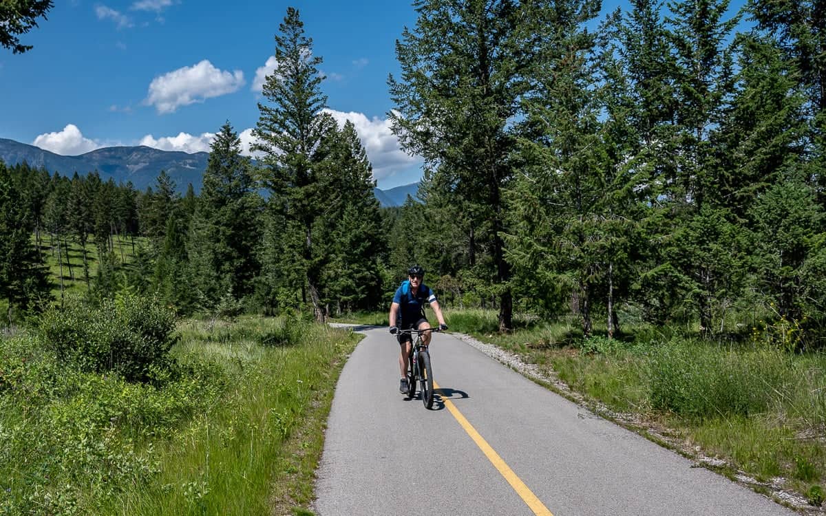 On a Friday afternoon we probably saw about 20 people in total over the length of the trail