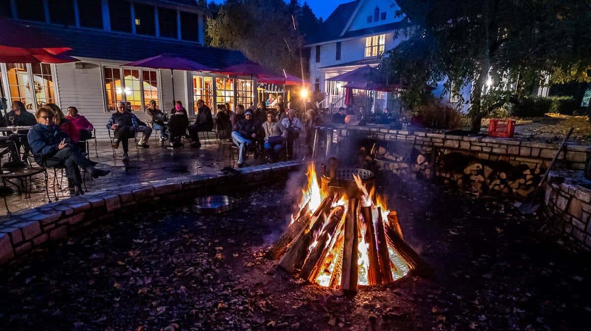 The Fish Boil at White Gull Inn