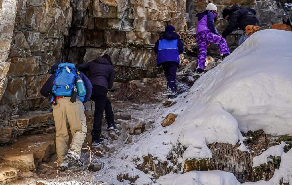 There was a bit of a line up on the day we did the Green Monster hike