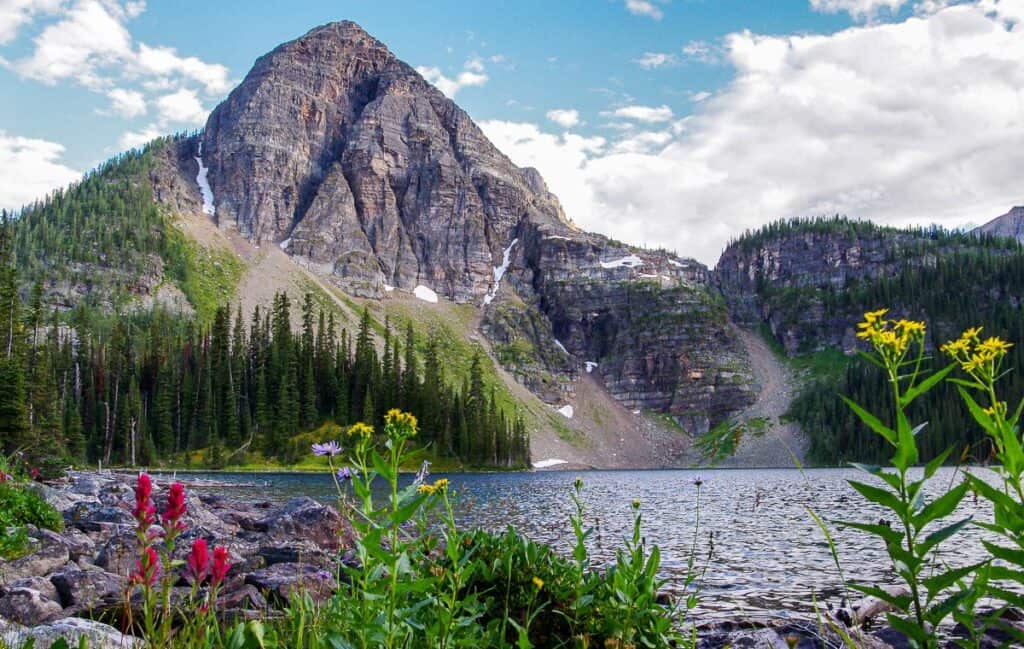 Egypt Lake is about a 10 minute hike away from the Egpyt Lake campground